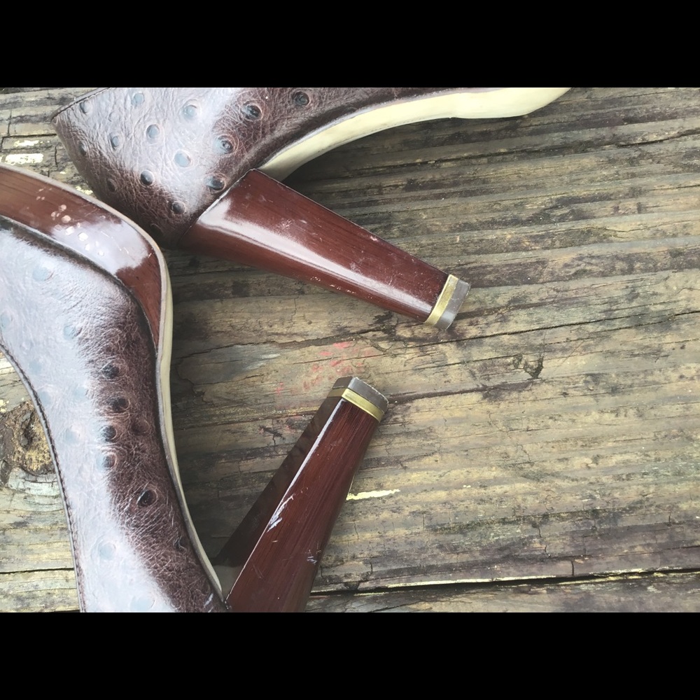 Brown Ostrich Leather Platform Pumps - Picture 4 of 4